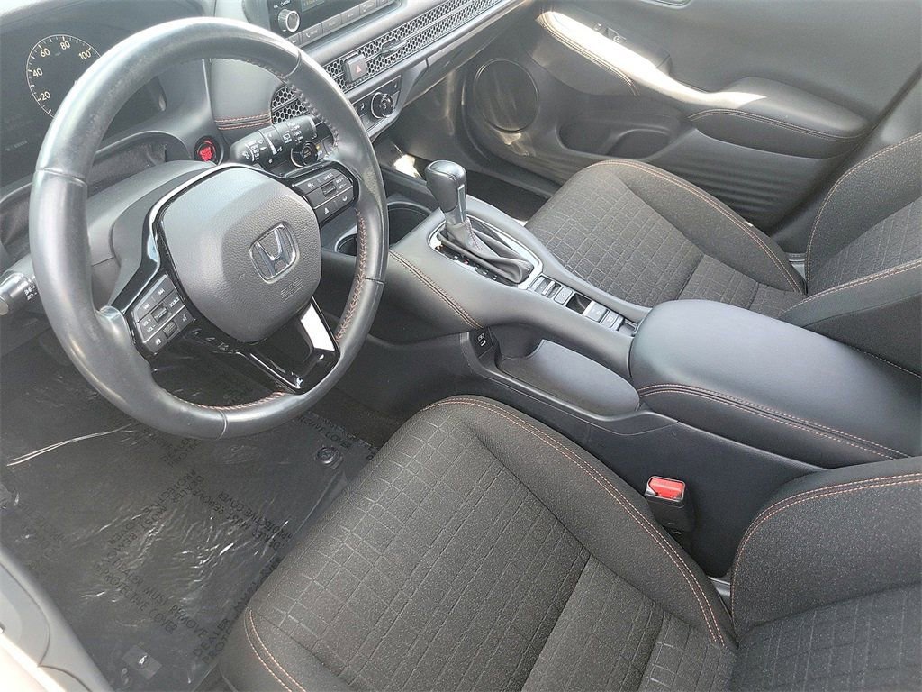 Used 2024 Honda HR-V Sport image 4