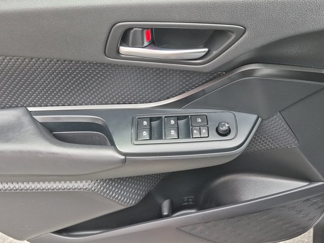 Used 2019 Toyota C-HR LE FWD image 17