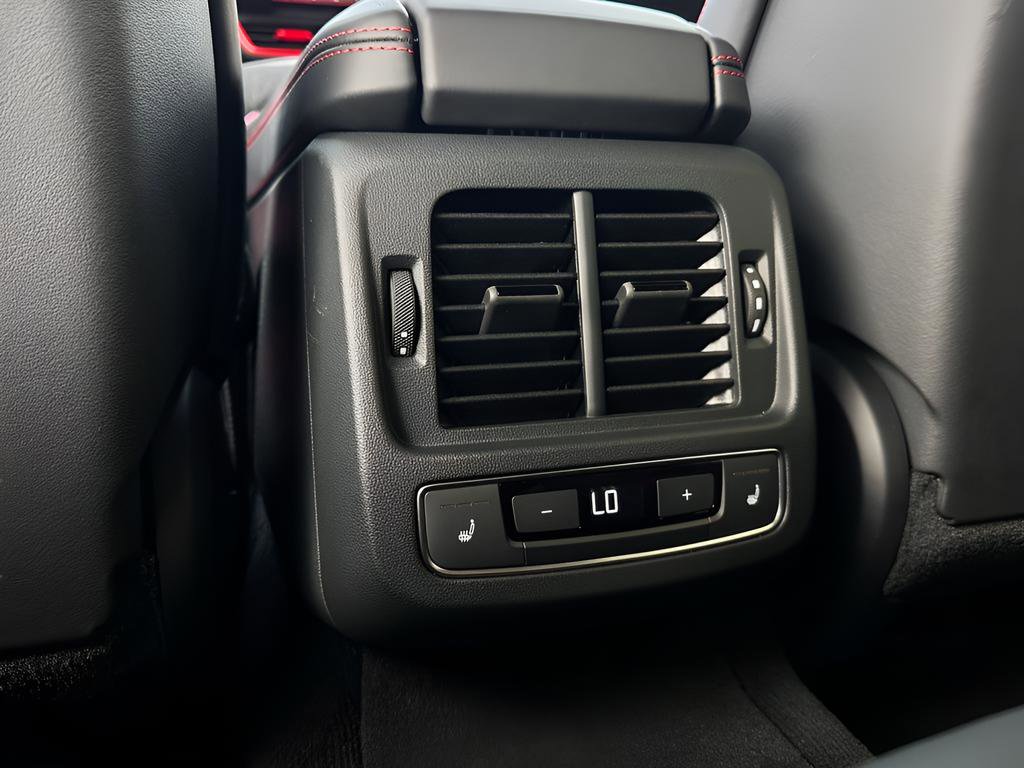 Used 2023 Audi RS e-tron GT image 24