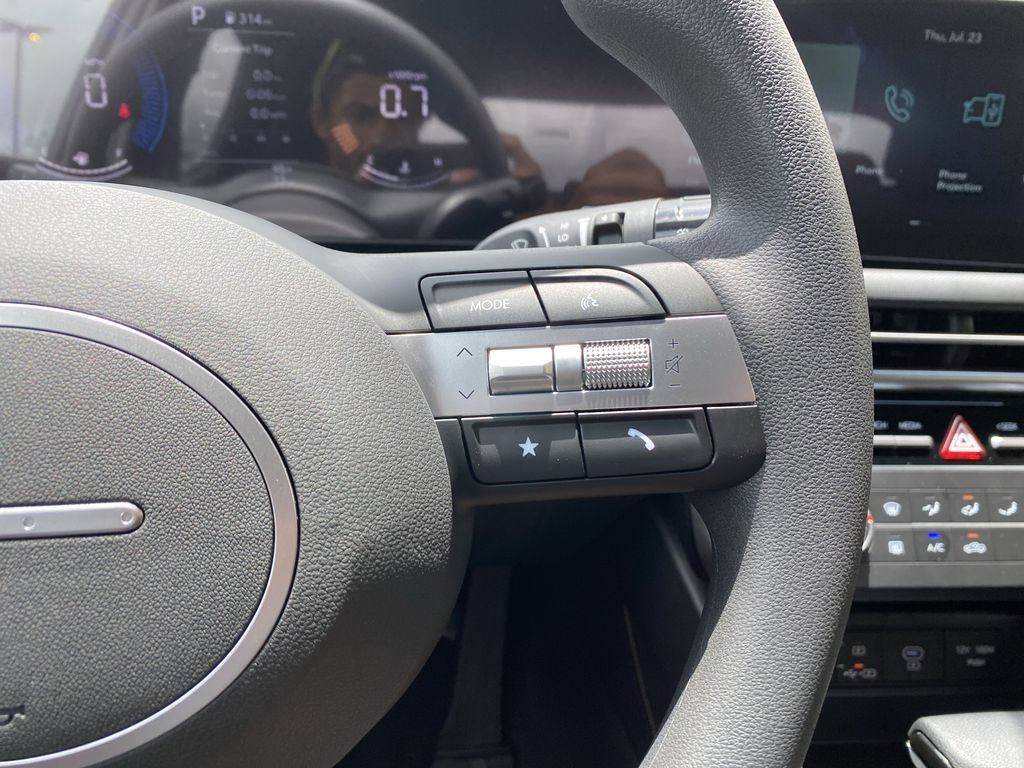 New 2026 Hyundai Santa Cruz SE FWD image 21