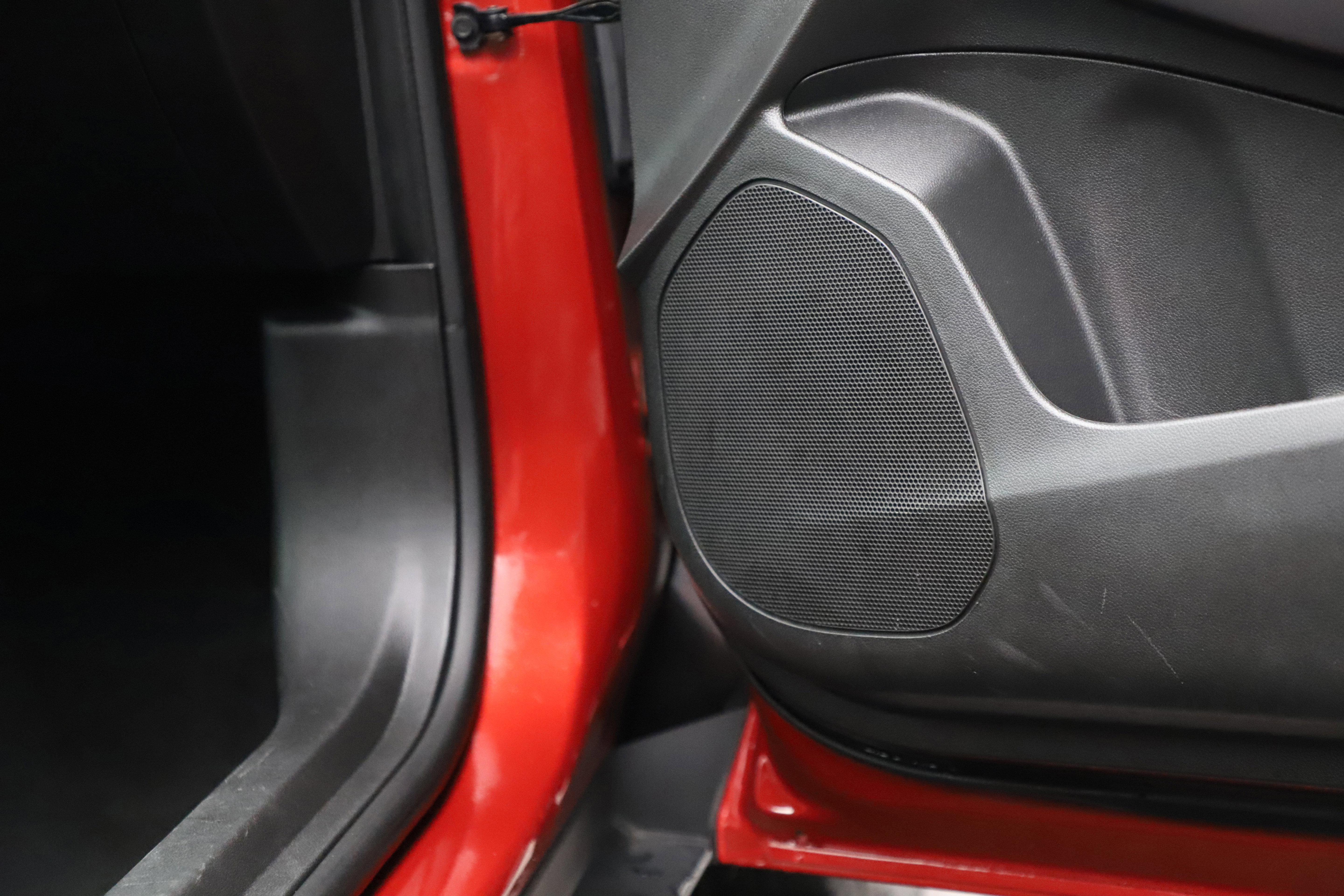 Used 2024 Chevrolet Trax ACTIV w/ Sunroof Package image 12