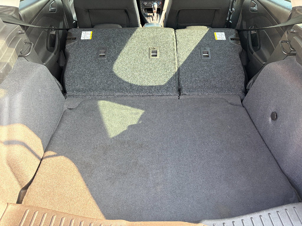 Used 2017 Ford Focus SE FWD image 28