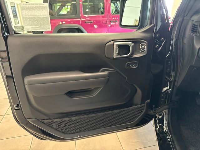 New 2026 Jeep Gladiator Sport AWD/4WD image 8