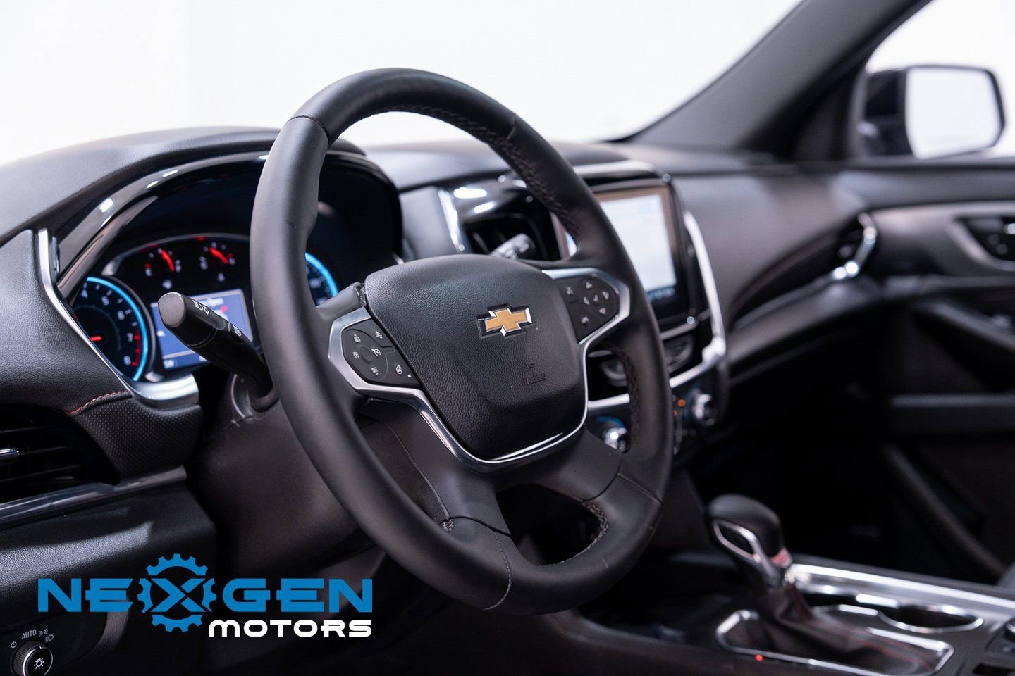 Used 2023 Chevrolet Traverse RS w/ LPO, Floor Liner Package image 23