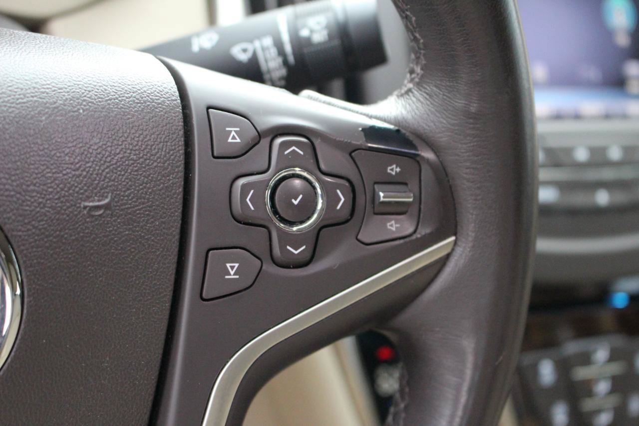 Used 2015 Buick LaCrosse Leather FWD image 21