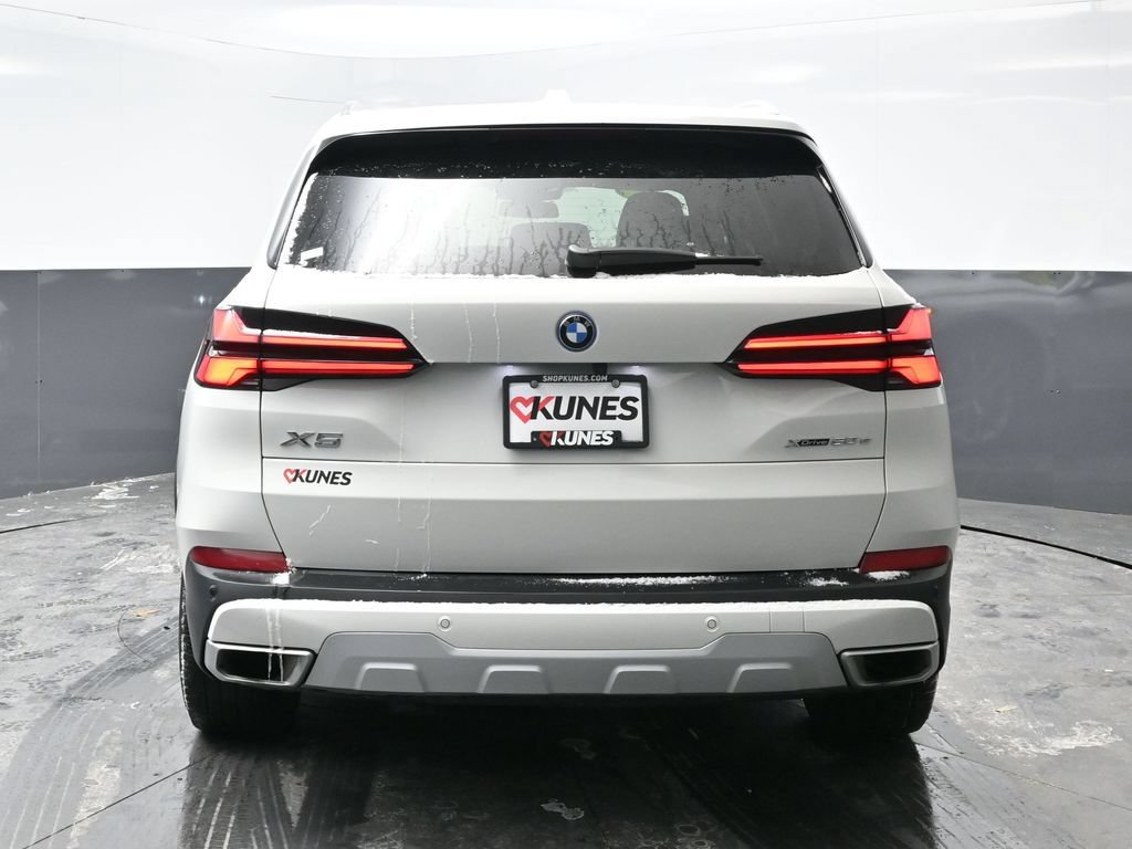 Used 2025 BMW X5 xDrive50e AWD/4WD image 10