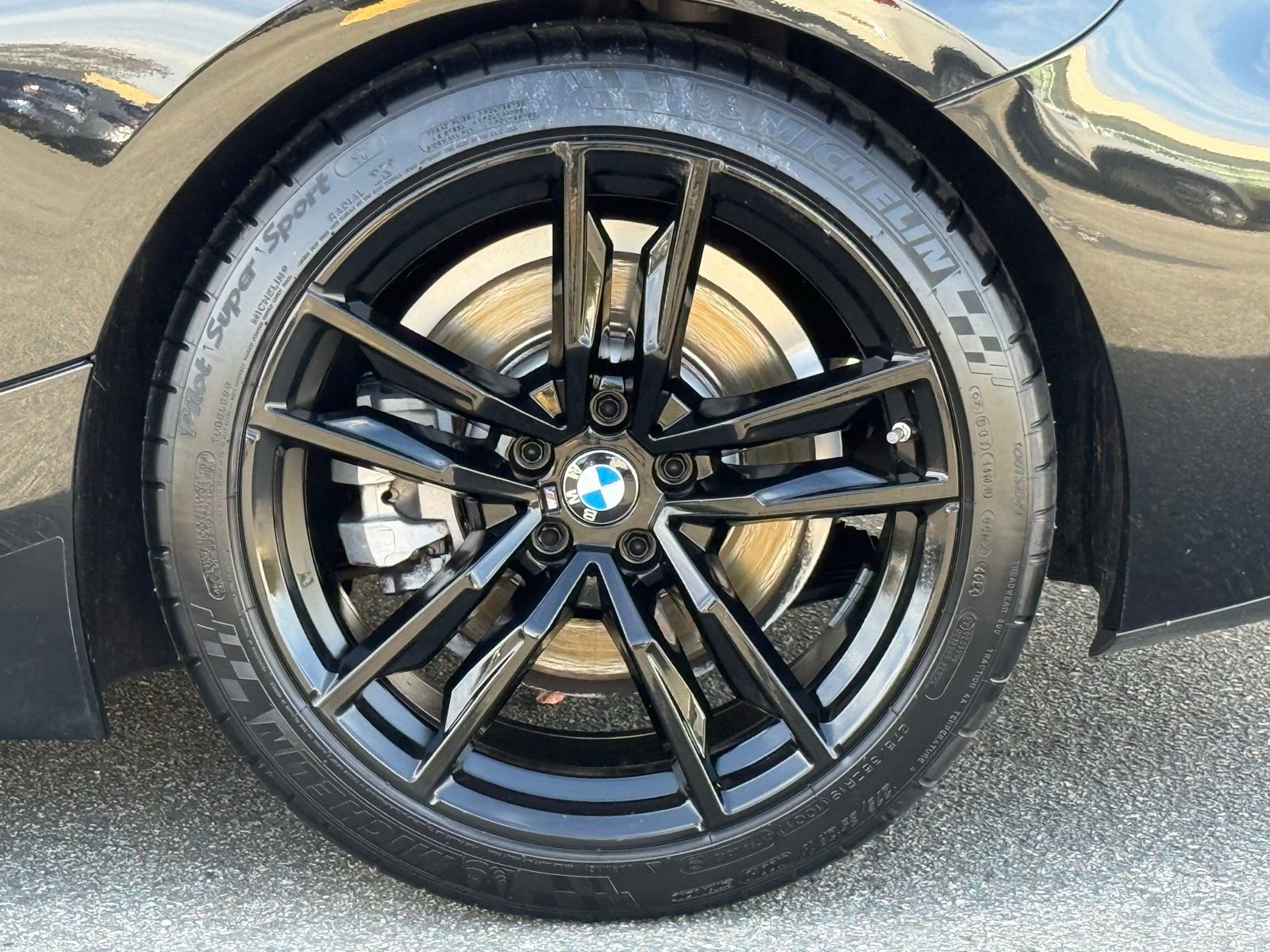 Certified 2023 BMW Z4 sDrive30i w/ Shadowloine Package image 18