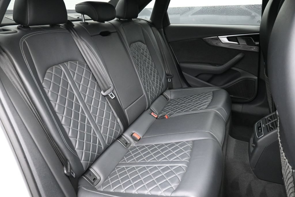 Used 2023 Audi S4 Premium Plus w/ Premium Plus Package AWD/4WD image 23