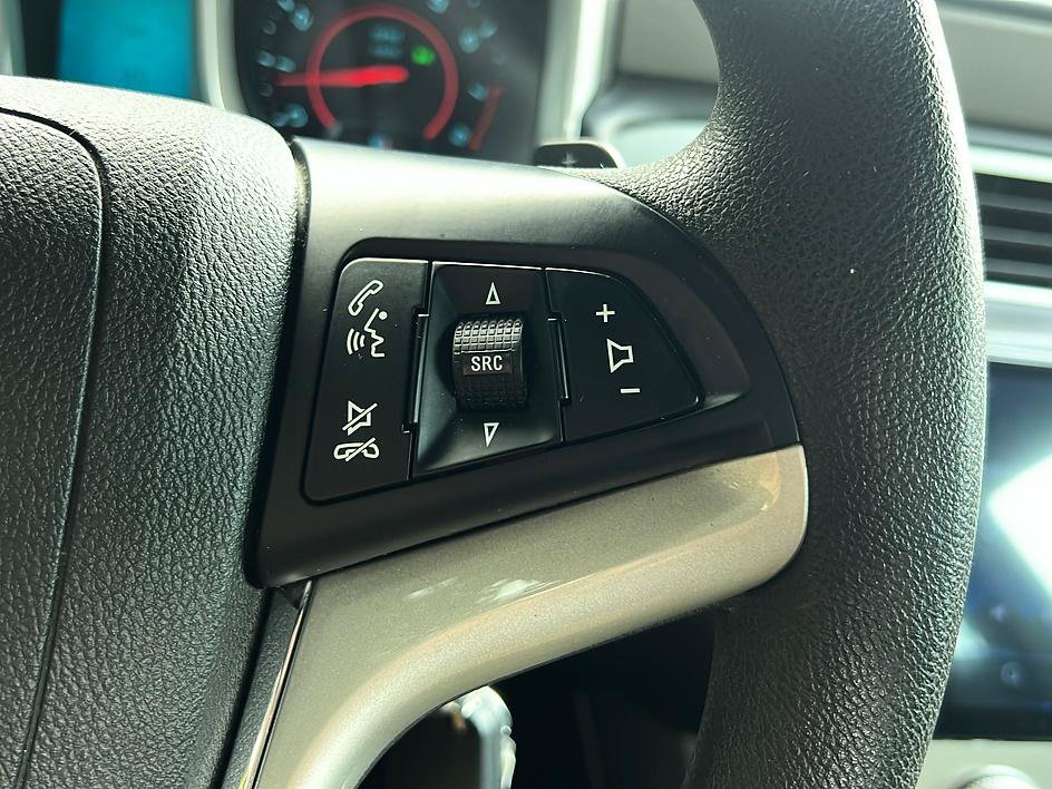 Used 2014 Chevrolet Camaro LS RWD image 27