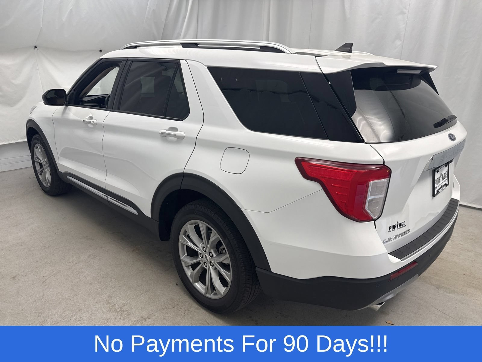 Used 2024 Ford Explorer Limited AWD/4WD image 5