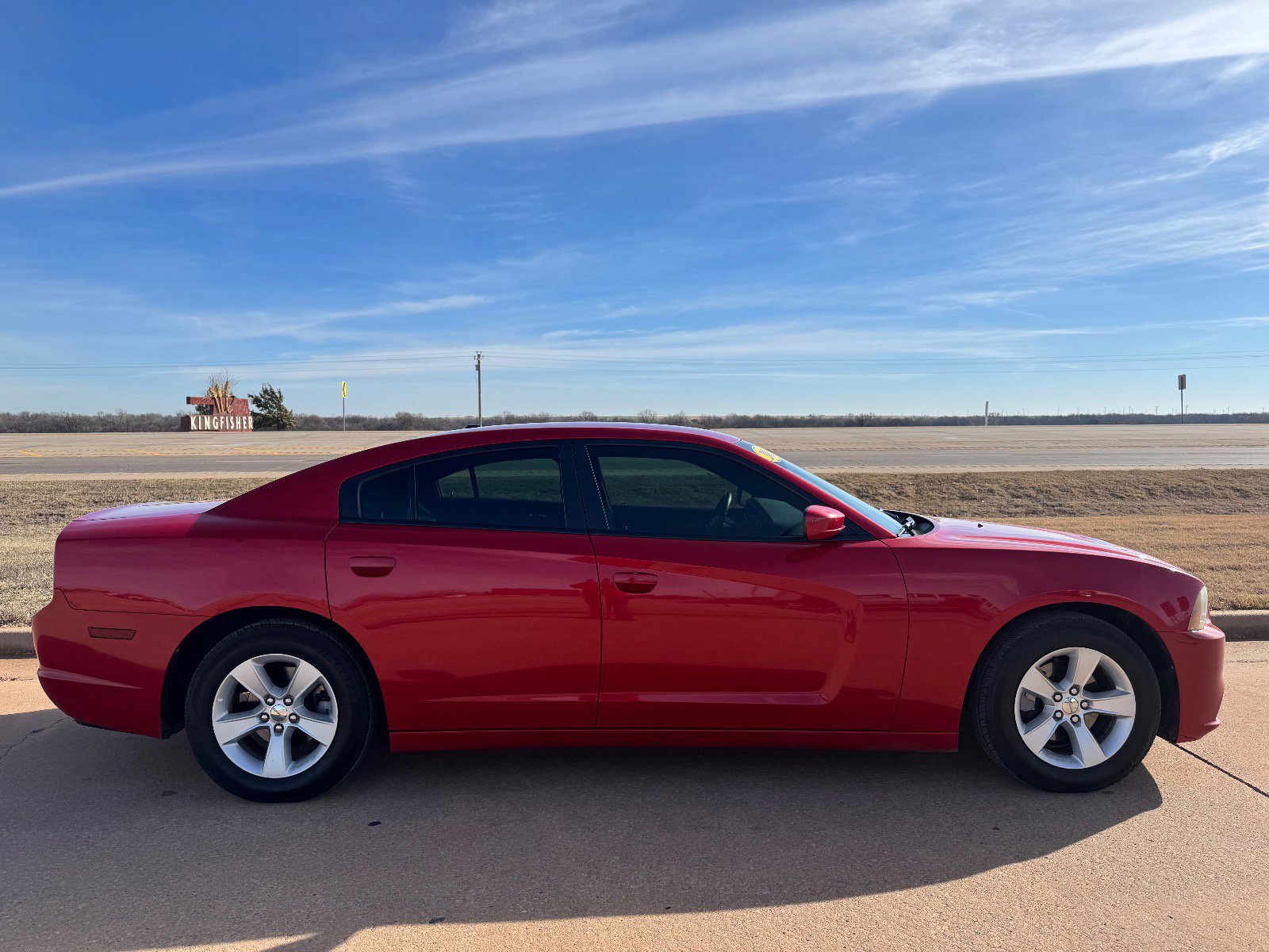 Used 2012 Dodge Charger SE w/ Connectivity Group RWD image 2