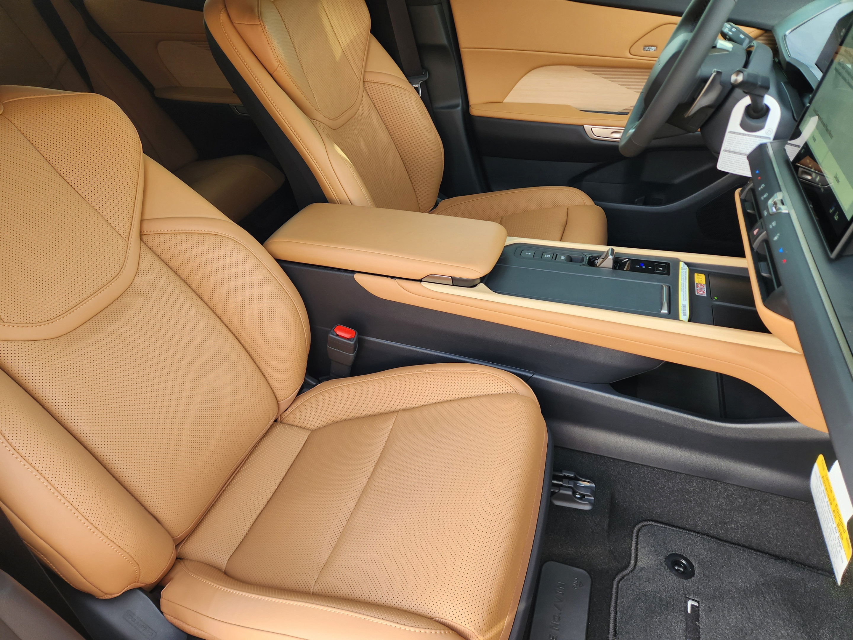 New 2026 Lexus ES 350e w/ Accessory Package (Z1) FWD image 6