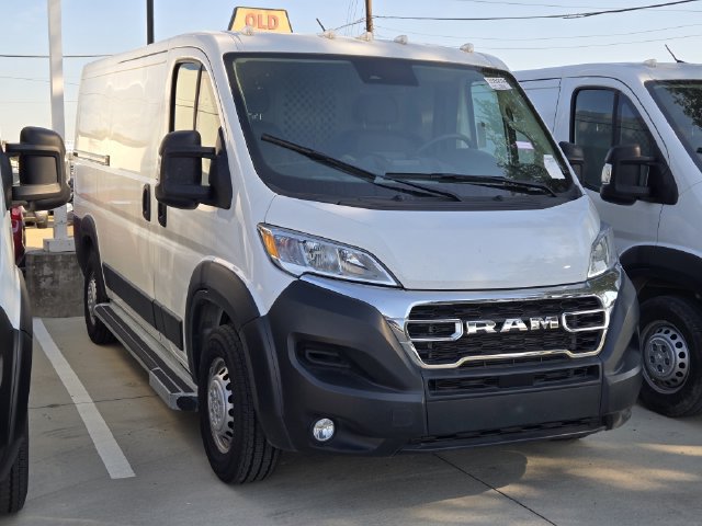Used 2025 RAM ProMaster 2500 w/ U-Haul Equipment Group FWD image 1