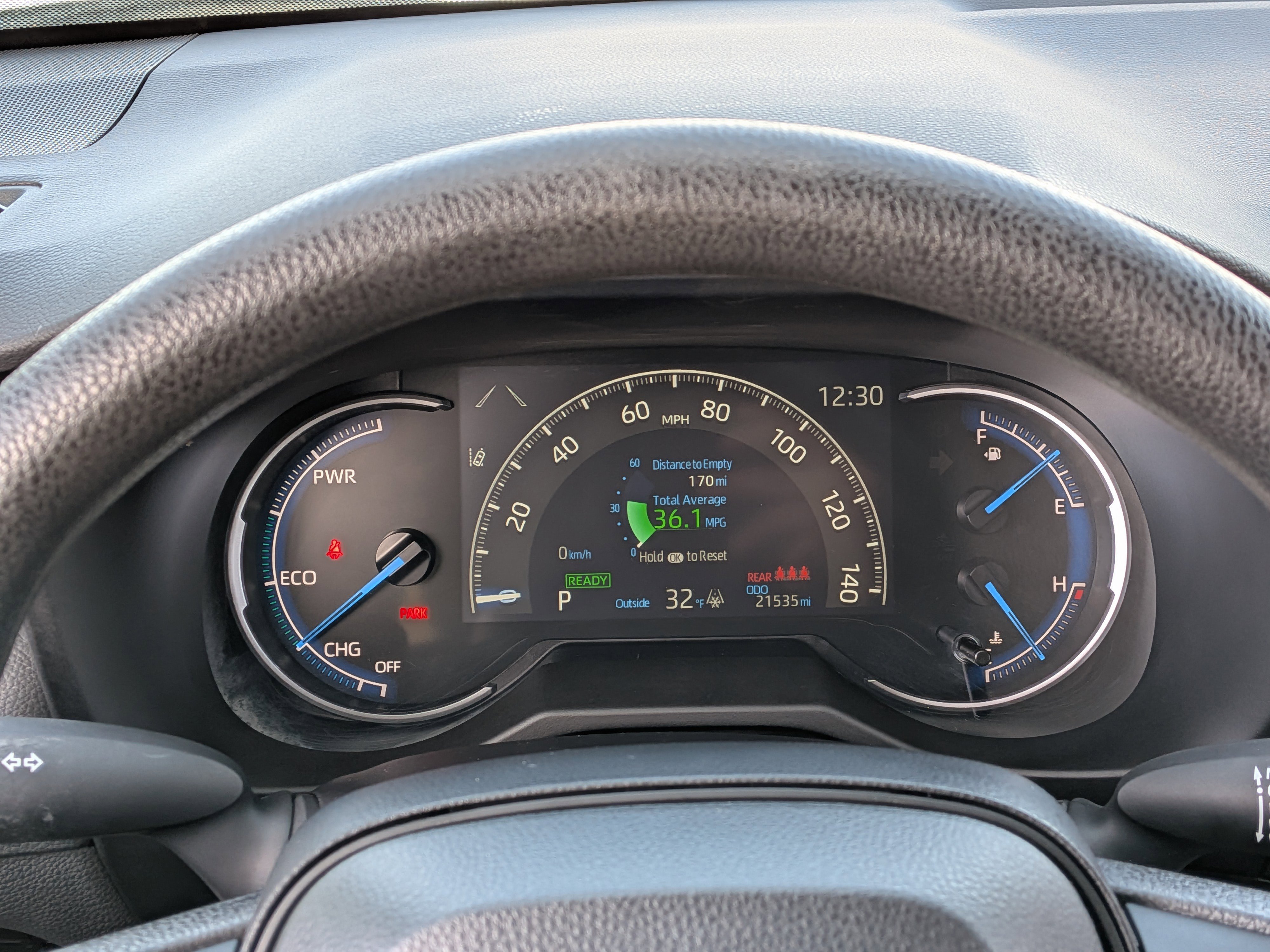 Certified 2025 Toyota RAV4 LE image 33