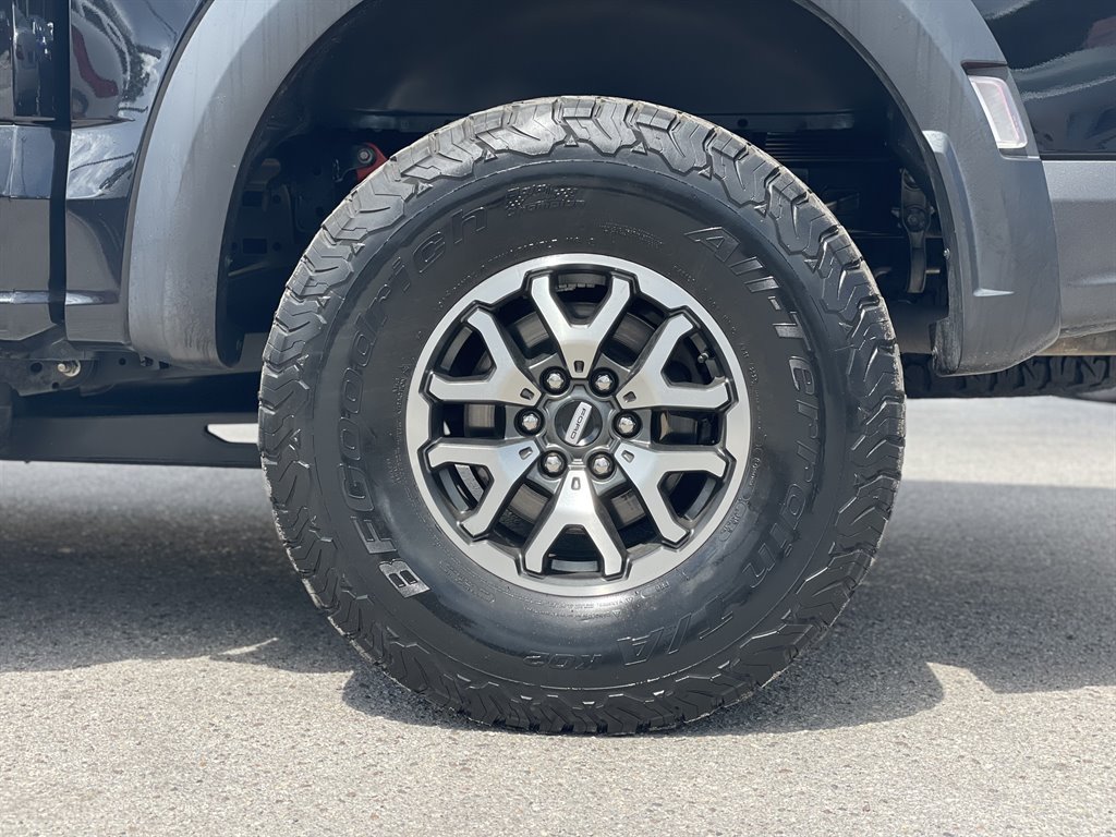 Used 2021 Ford F150 Raptor w/ Equipment Group 801A High AWD/4WD image 38