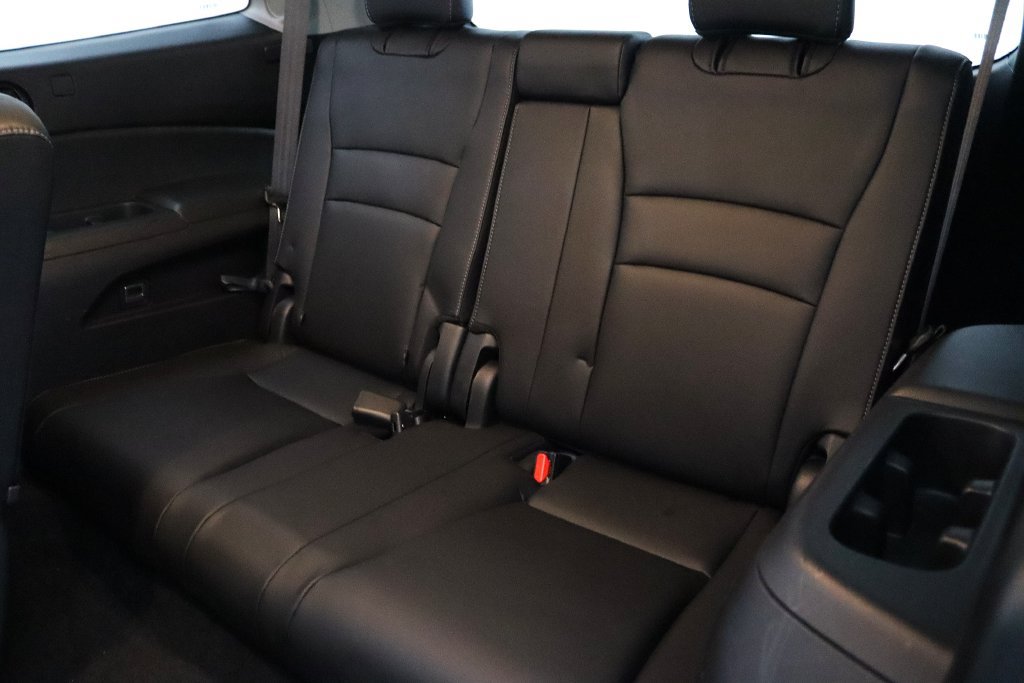 Used 2016 Honda Pilot Touring image 11