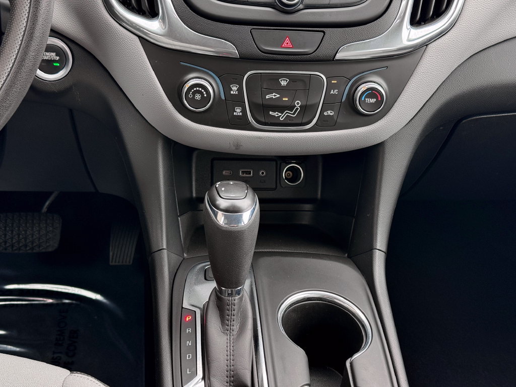 Used 2020 Chevrolet Equinox LS AWD/4WD image 30