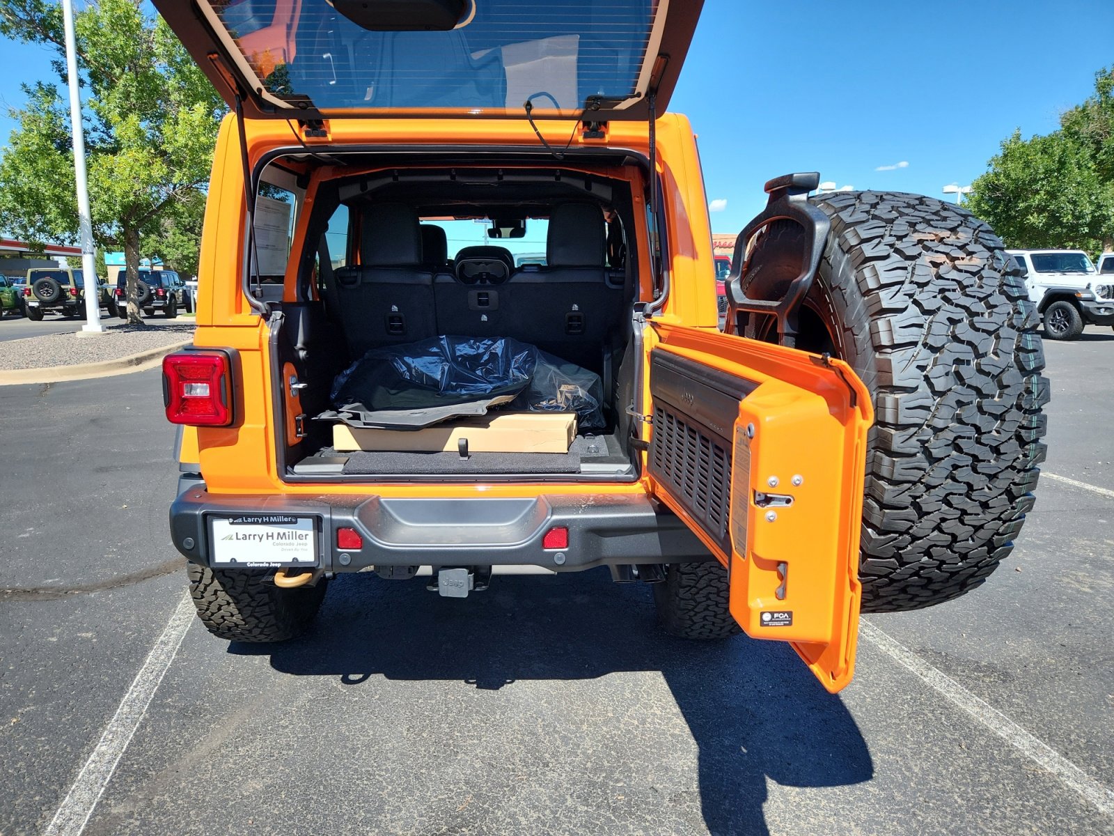 New 2025 Jeep Wrangler Unlimited Rubicon 392 image 34