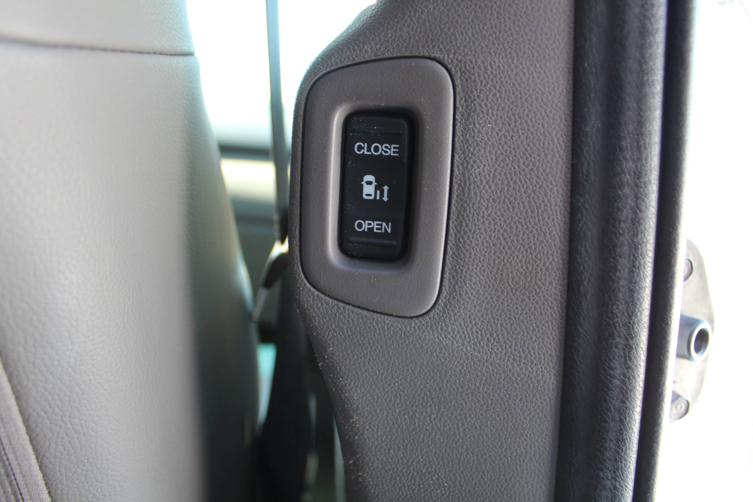 Used 2012 Honda Odyssey EX-L image 37