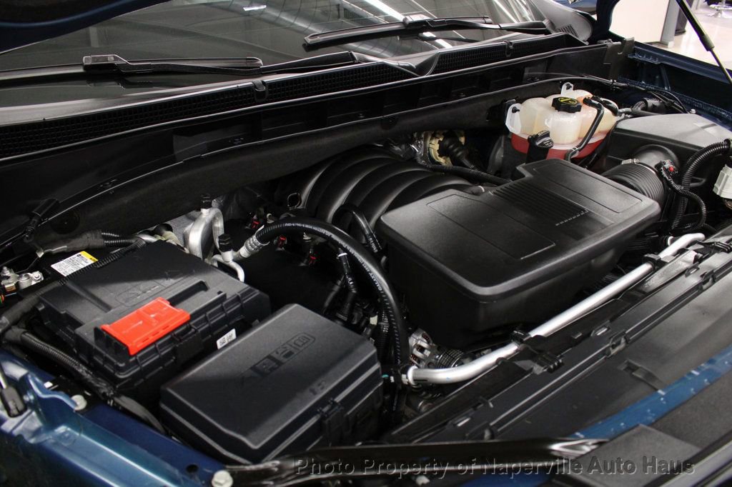 Used 2025 Cadillac Escalade ESV Sport Platinum w/ LPO, ONYX Package image 63