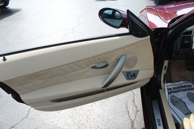 Used 2004 BMW Z4 2.5i RWD image 32