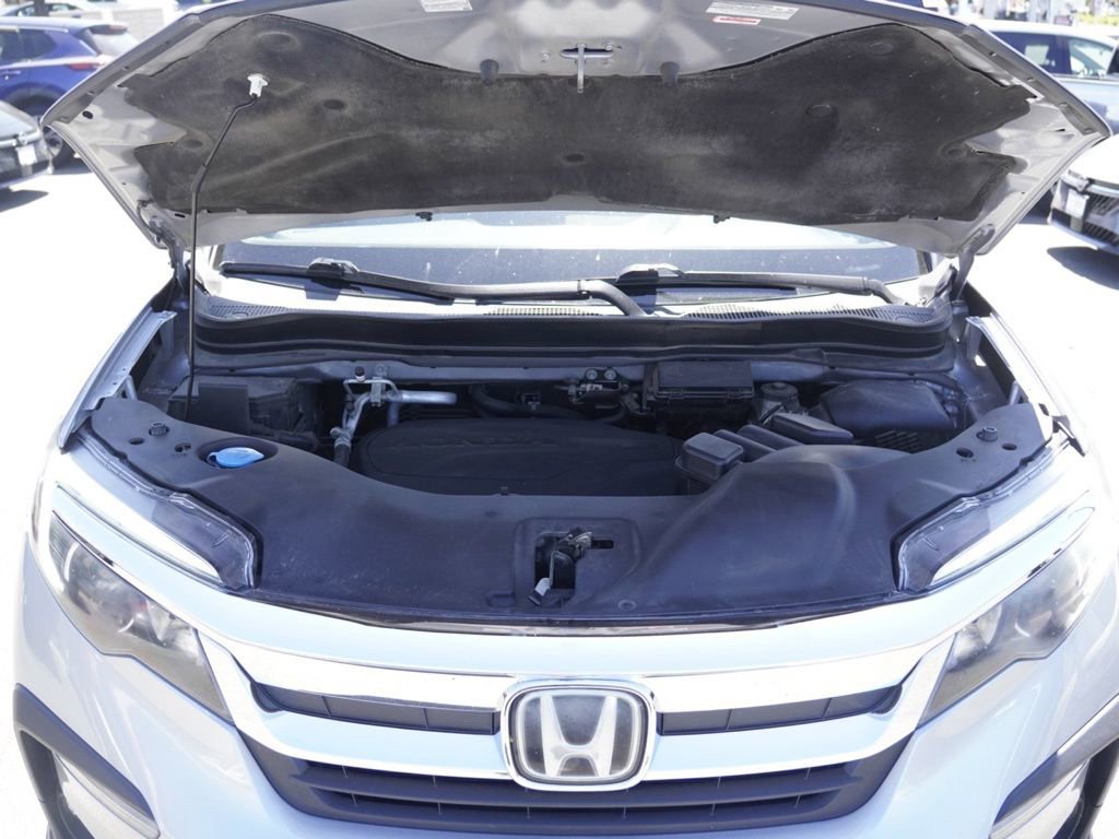 Used 2021 Honda Pilot EX image 23