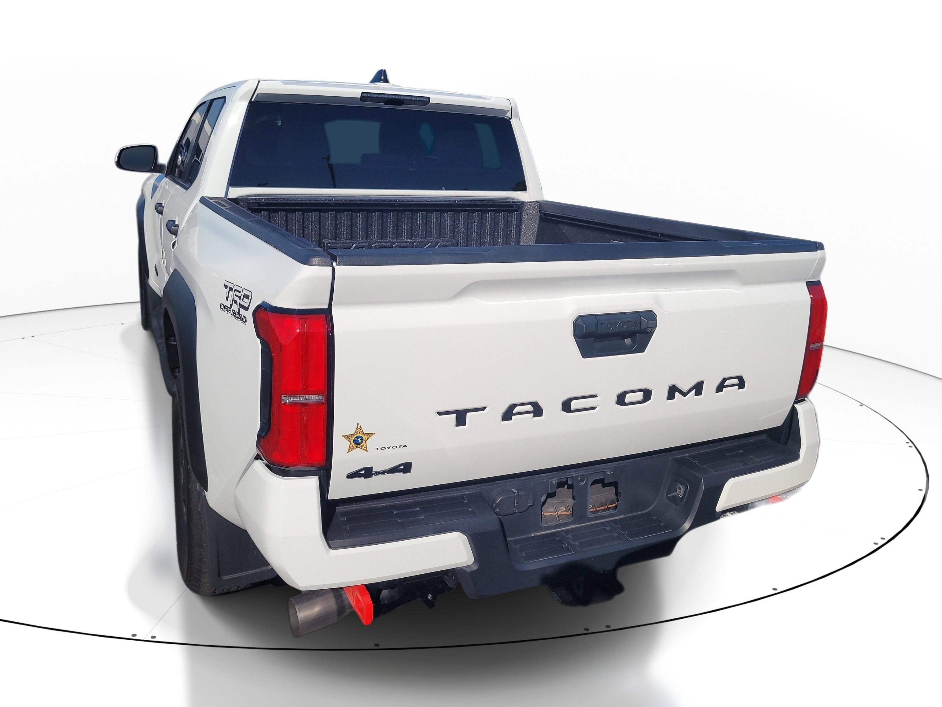 Used 2024 Toyota Tacoma TRD Off-Road AWD/4WD image 6