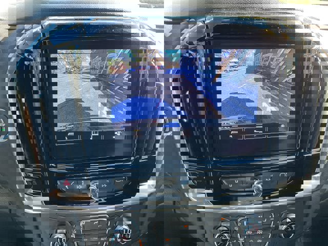 Used 2022 Chevrolet Traverse LT image 22