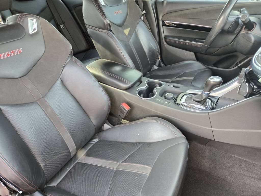 Used 2016 Chevrolet SS RWD image 9