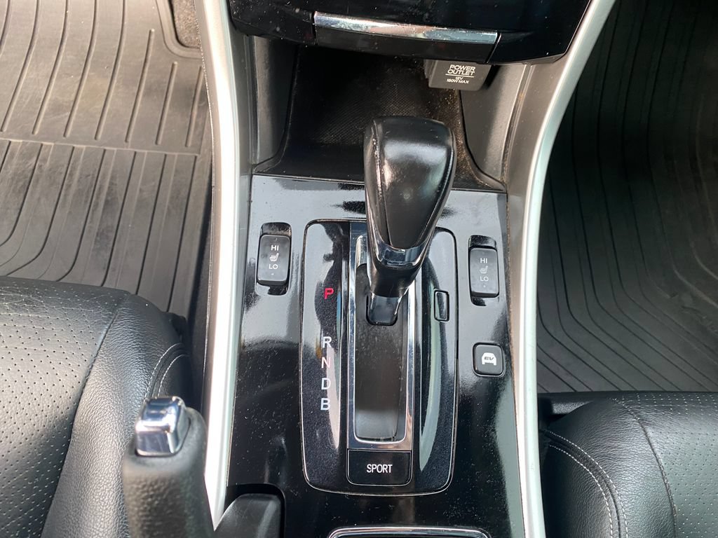 Used 2017 Honda Accord EX-L image 35