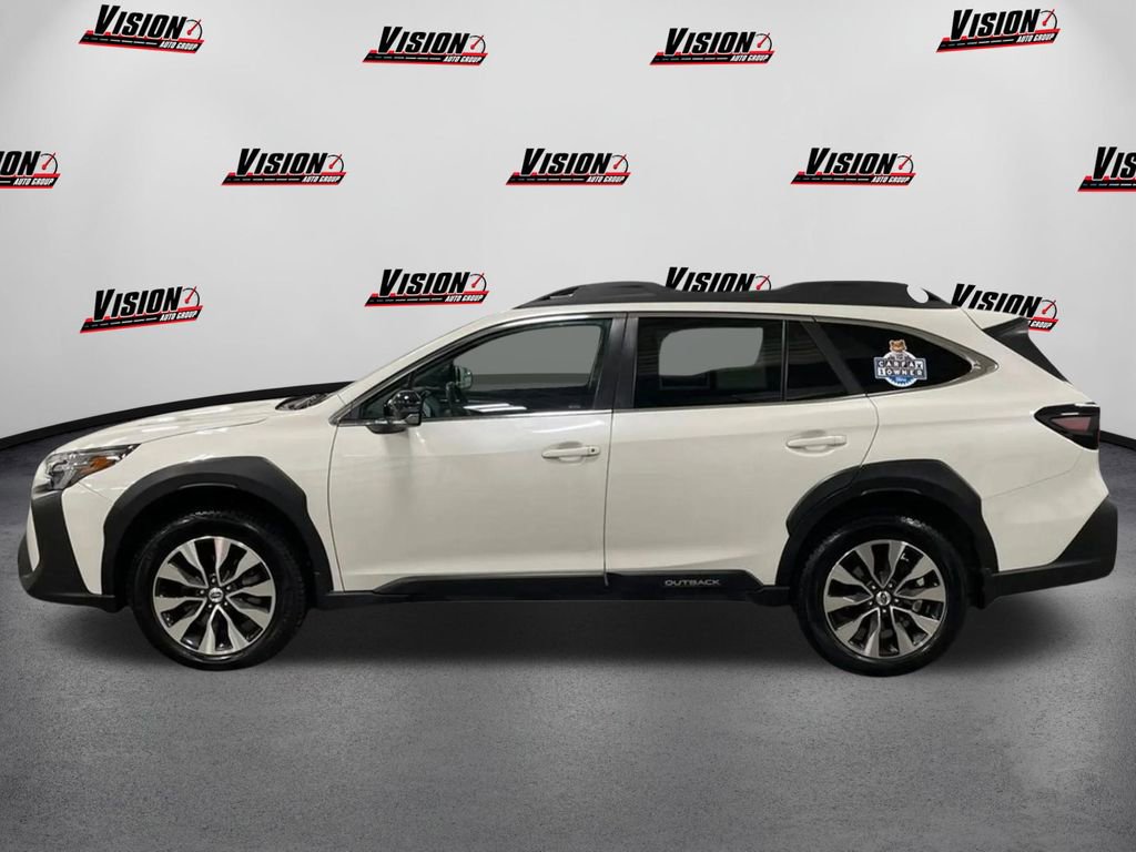 Used 2023 Subaru Outback Limited XT image 2