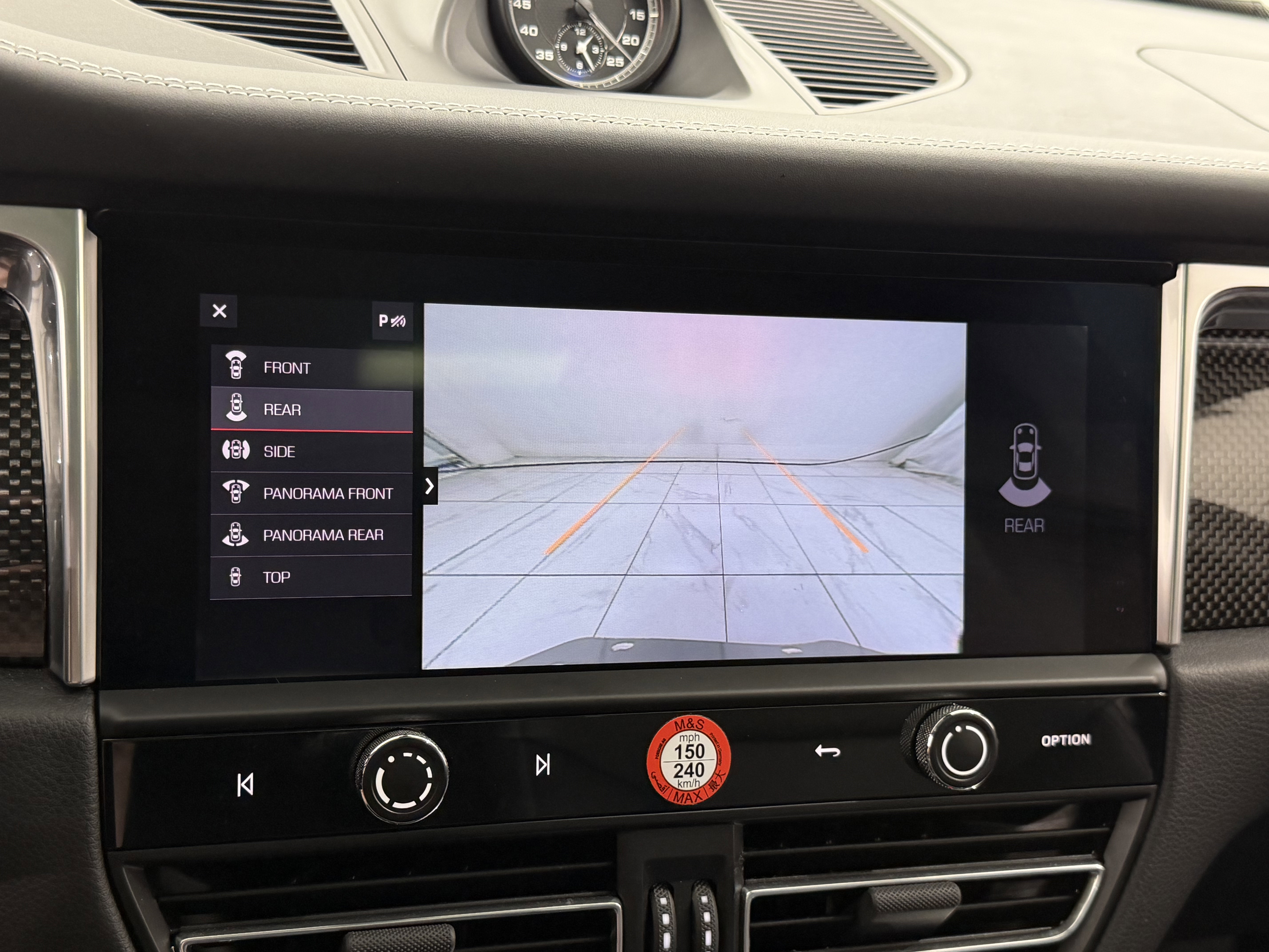 Certified 2022 Porsche Macan S AWD/4WD image 49