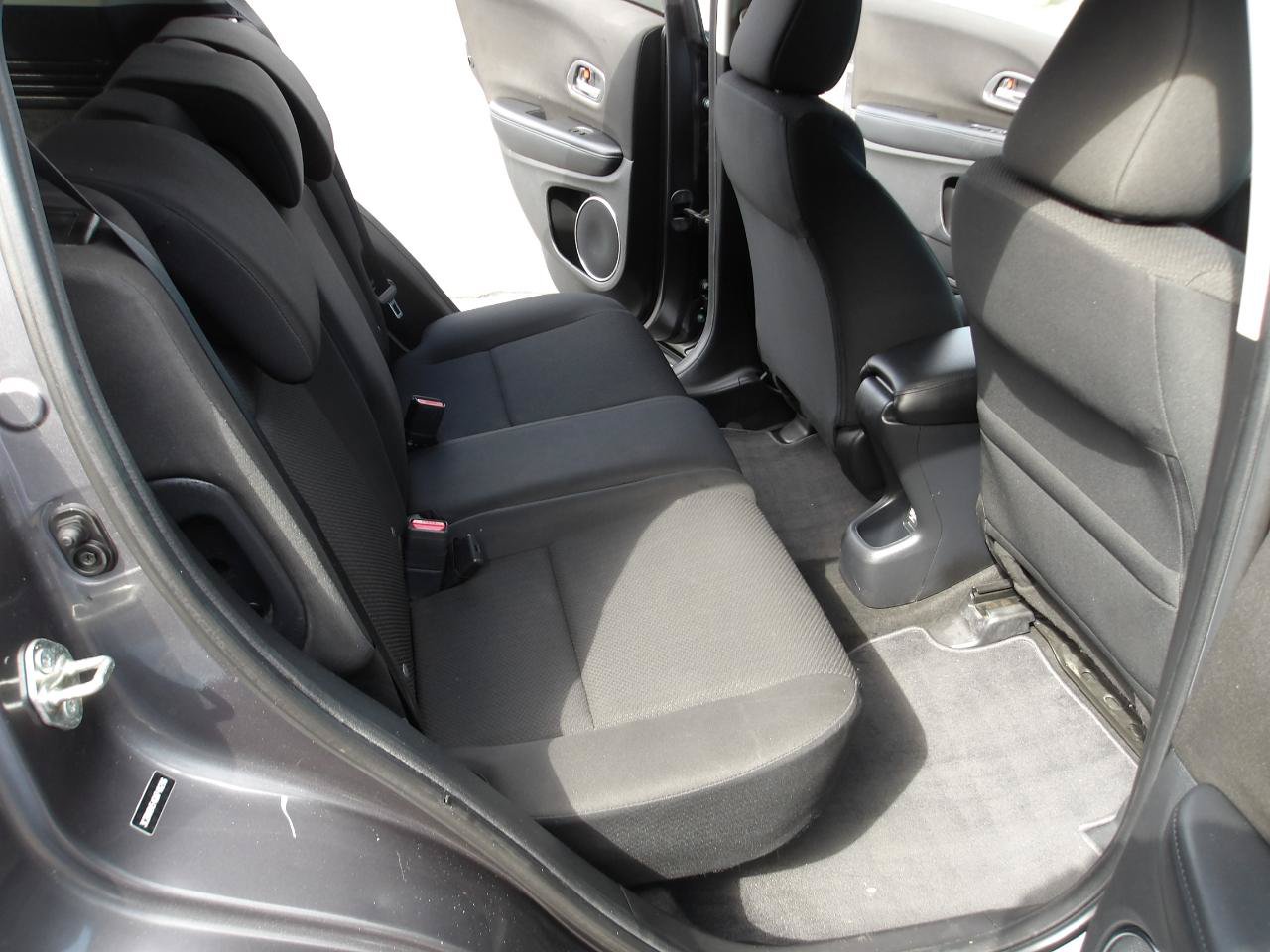 Used 2016 Honda HR-V EX image 12