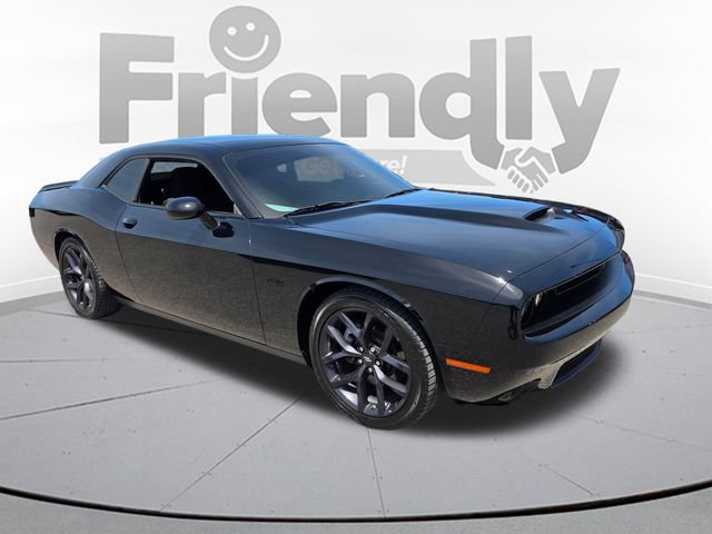 Used 2023 Dodge Challenger R/T w/ Blacktop Package RWD image 3