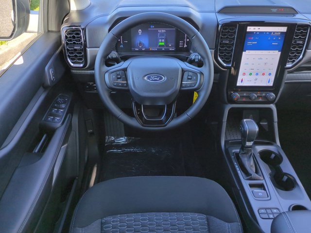 New 2025 Ford Ranger XLT w/ Chrome Accent Package image 16