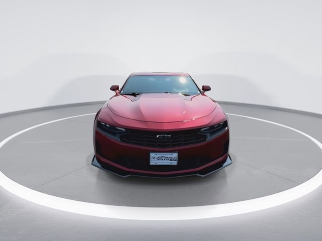 Used 2021 Chevrolet Camaro LT w/ Technology Package image 3
