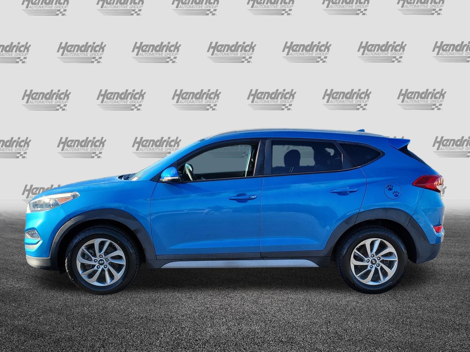 Used 2017 Hyundai Tucson SE Plus AWD/4WD image 4