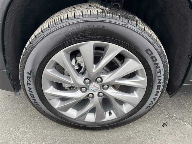 Used 2025 Buick Enclave Preferred AWD/4WD image 32