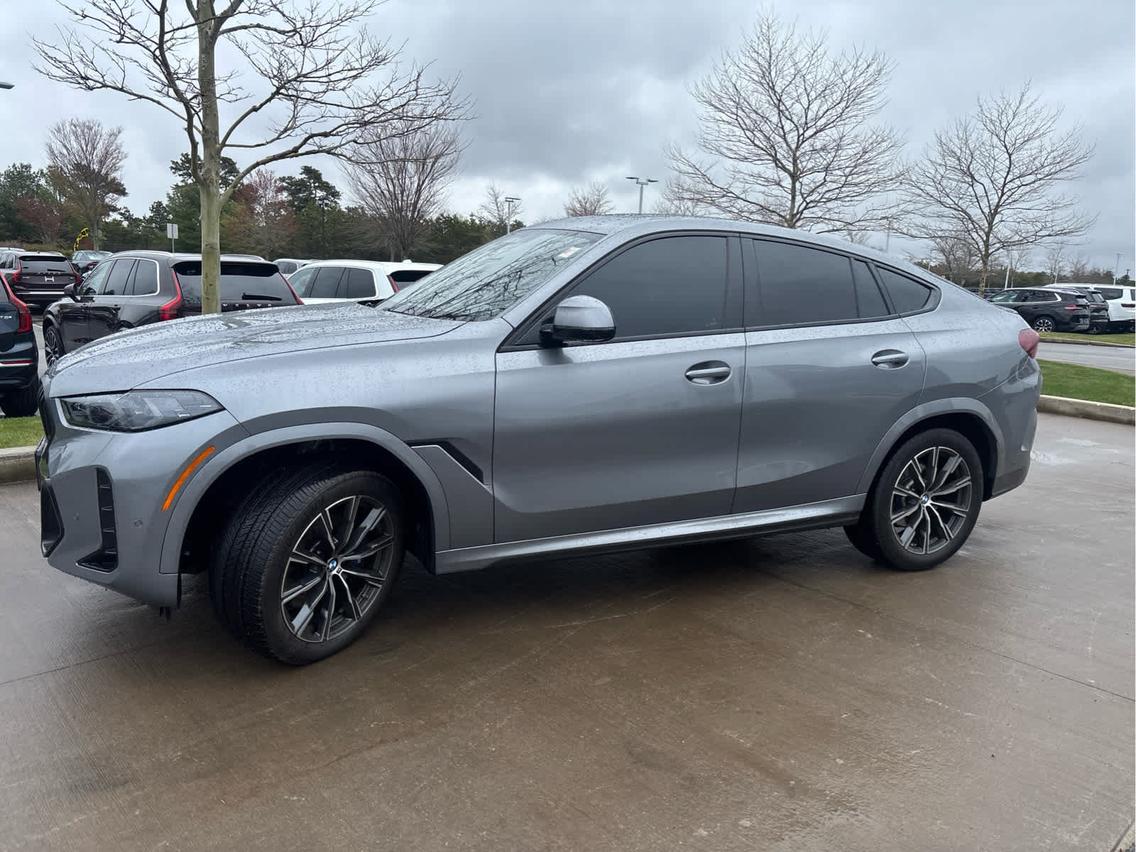 Used 2026 BMW X6 xDrive40i AWD/4WD image 3