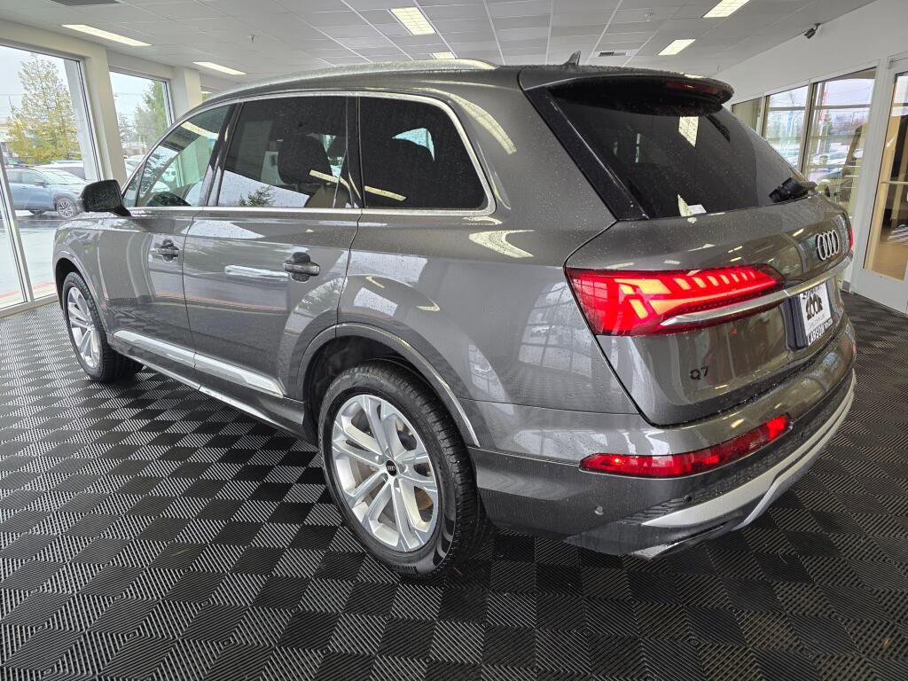 Used 2025 Audi Q7 3.0T Premium Plus image 5