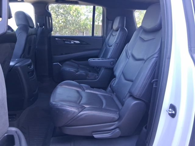 Used 2020 Cadillac Escalade ESV Platinum image 23