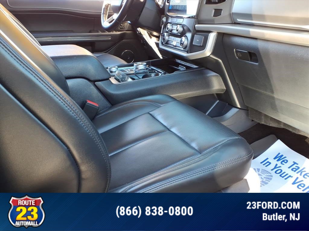 Certified 2022 Ford Expedition XLT image 9
