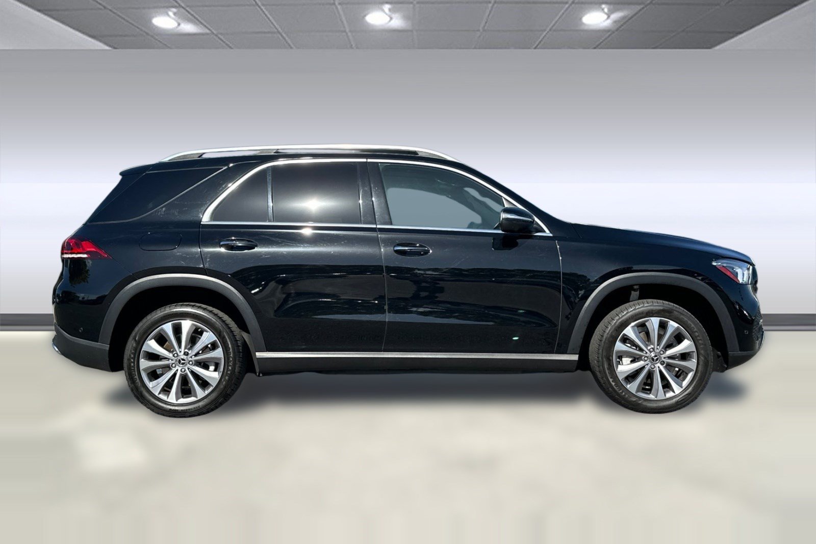 Used 2022 Mercedes-Benz GLE 350 4MATIC image 8