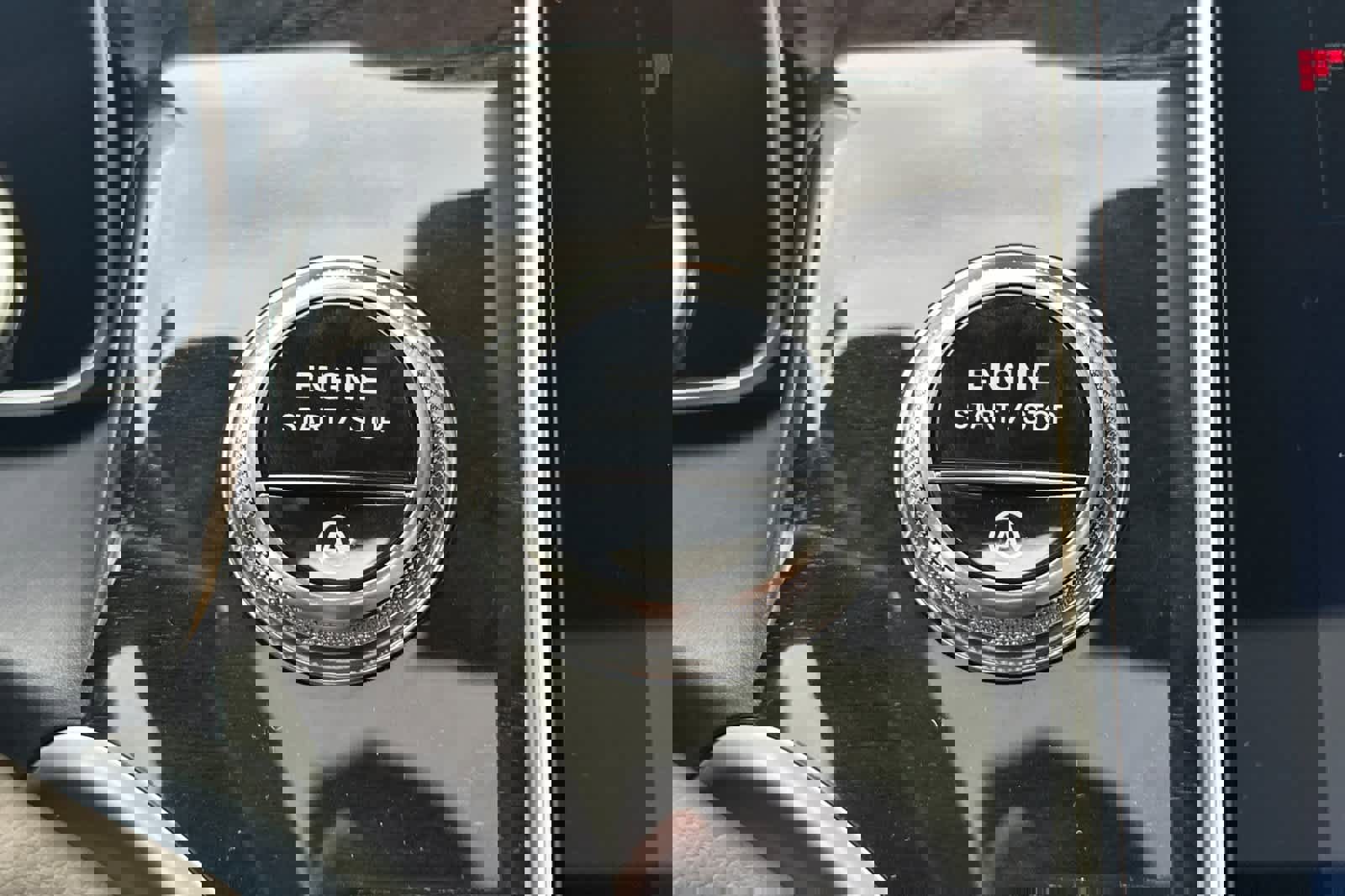 New 2026 Mercedes-Benz GLC 300 4MATIC image 21