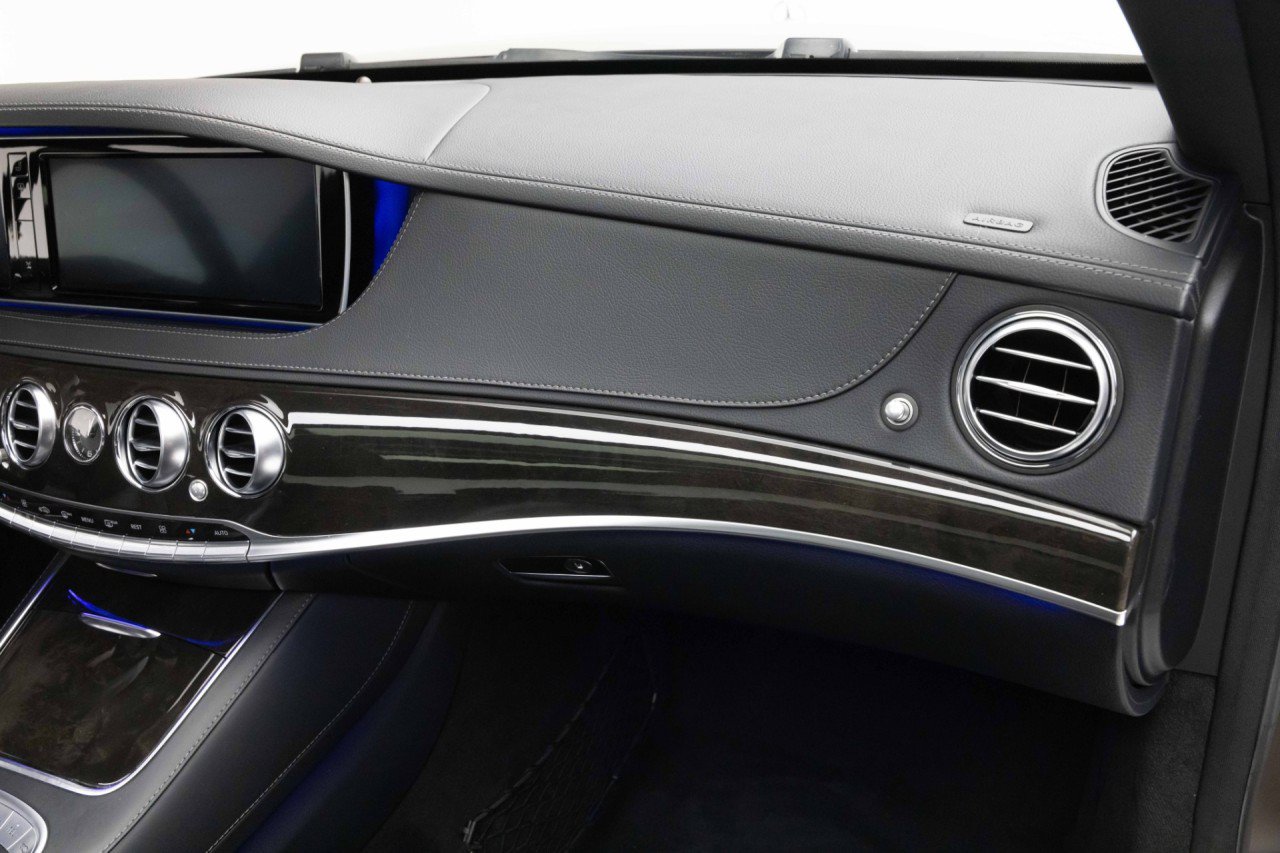 Used 2014 Mercedes-Benz S 550 Sedan image 32
