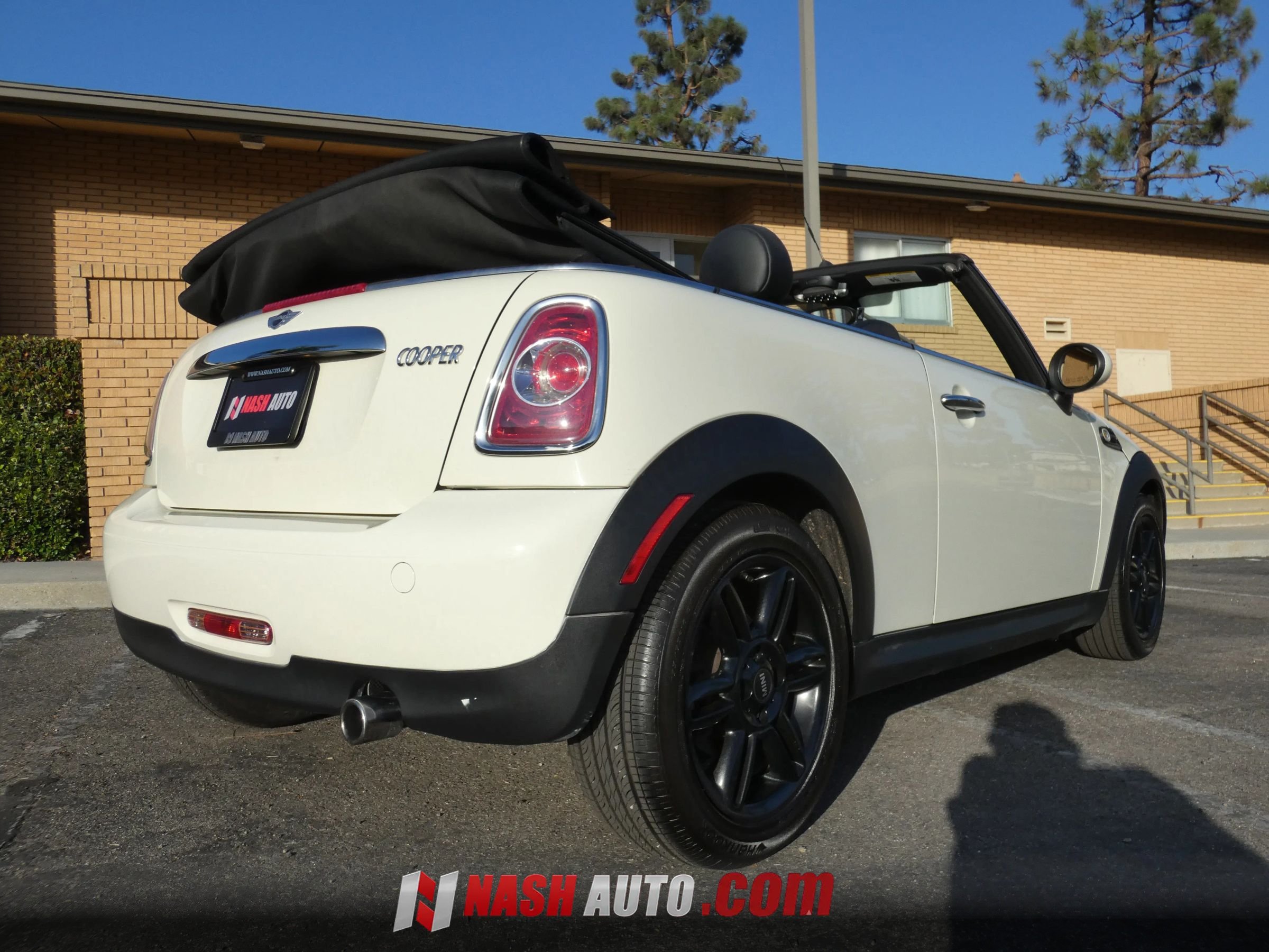 Used 2015 MINI Cooper Convertible FWD image 8