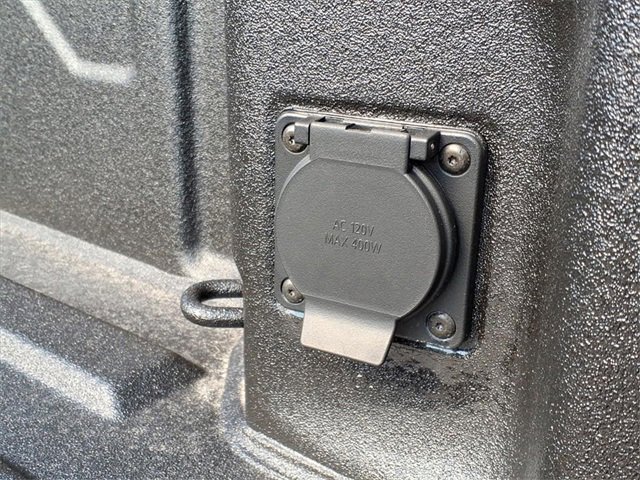New 2026 GMC Sierra 2500 AT4 w/ AT4 Preferred Package image 8