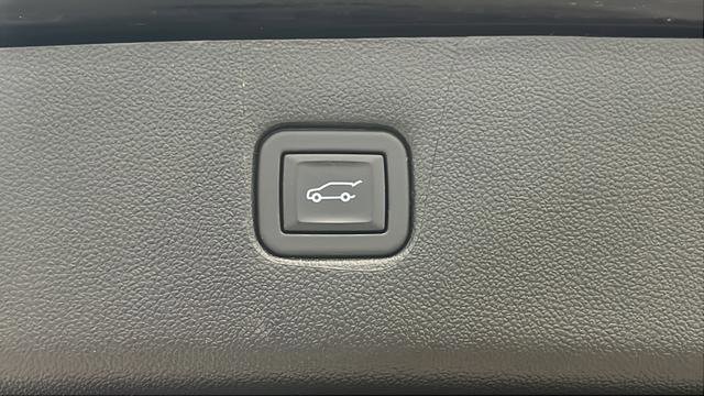 Used 2024 Chevrolet Blazer RS w/ Enhanced Convenience Package image 31