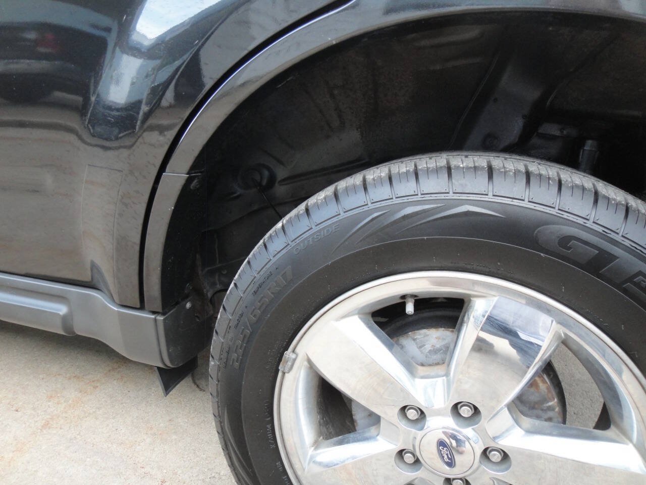 Used 2011 Ford Escape Limited w/ 302A Rapid Spec Order Code AWD/4WD image 26