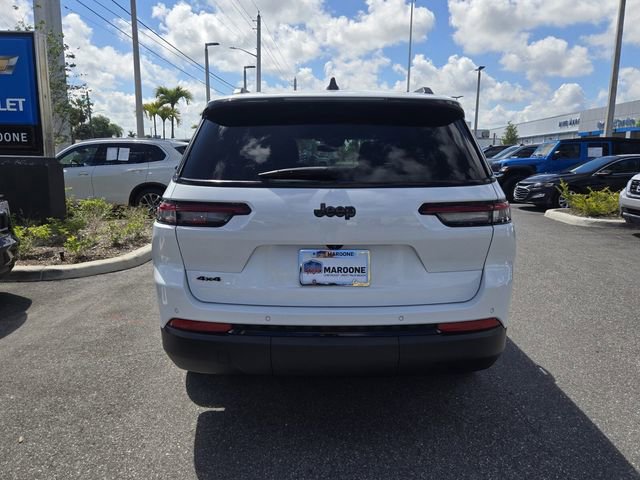 Used 2024 Jeep Grand Cherokee L Altitude AWD/4WD image 6